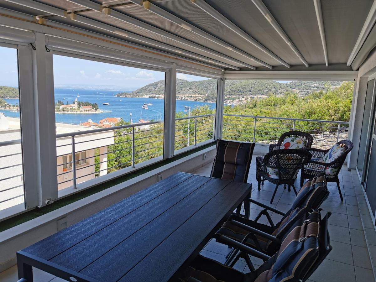 Luxury Apartment Prestige Villa Bellevue Vis Luaran gambar