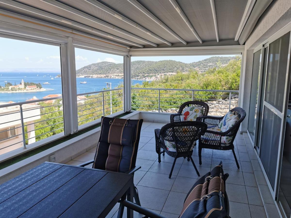 Luxury Apartment Prestige Villa Bellevue Vis Luaran gambar