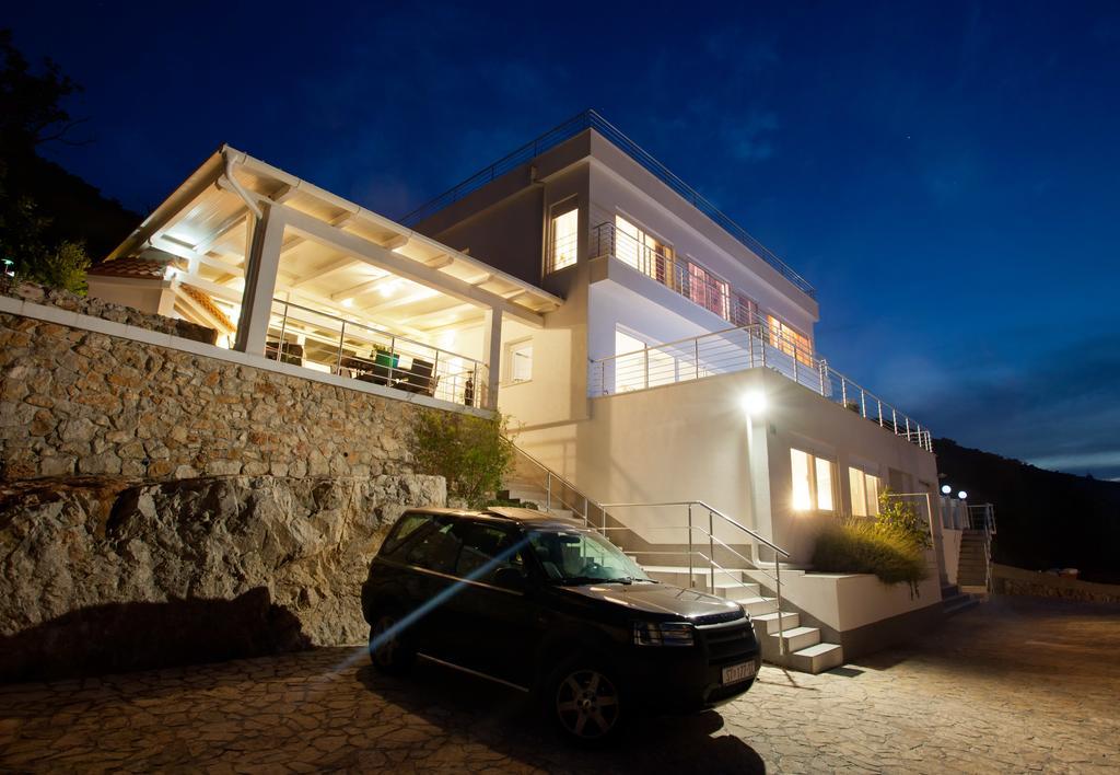 Luxury Apartment Prestige Villa Bellevue Vis Luaran gambar