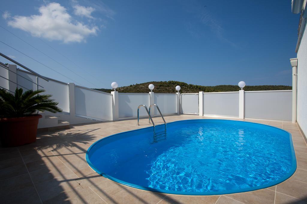 Luxury Apartment Prestige Villa Bellevue Vis Luaran gambar