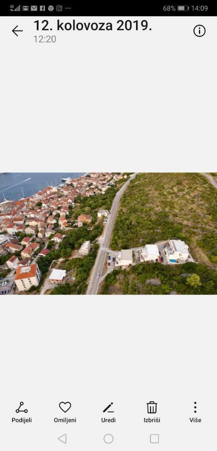 Luxury Apartment Prestige Villa Bellevue Vis Luaran gambar