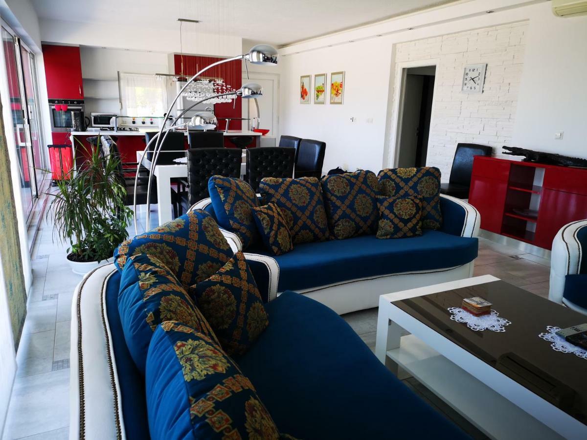 Luxury Apartment Prestige Villa Bellevue Vis Luaran gambar