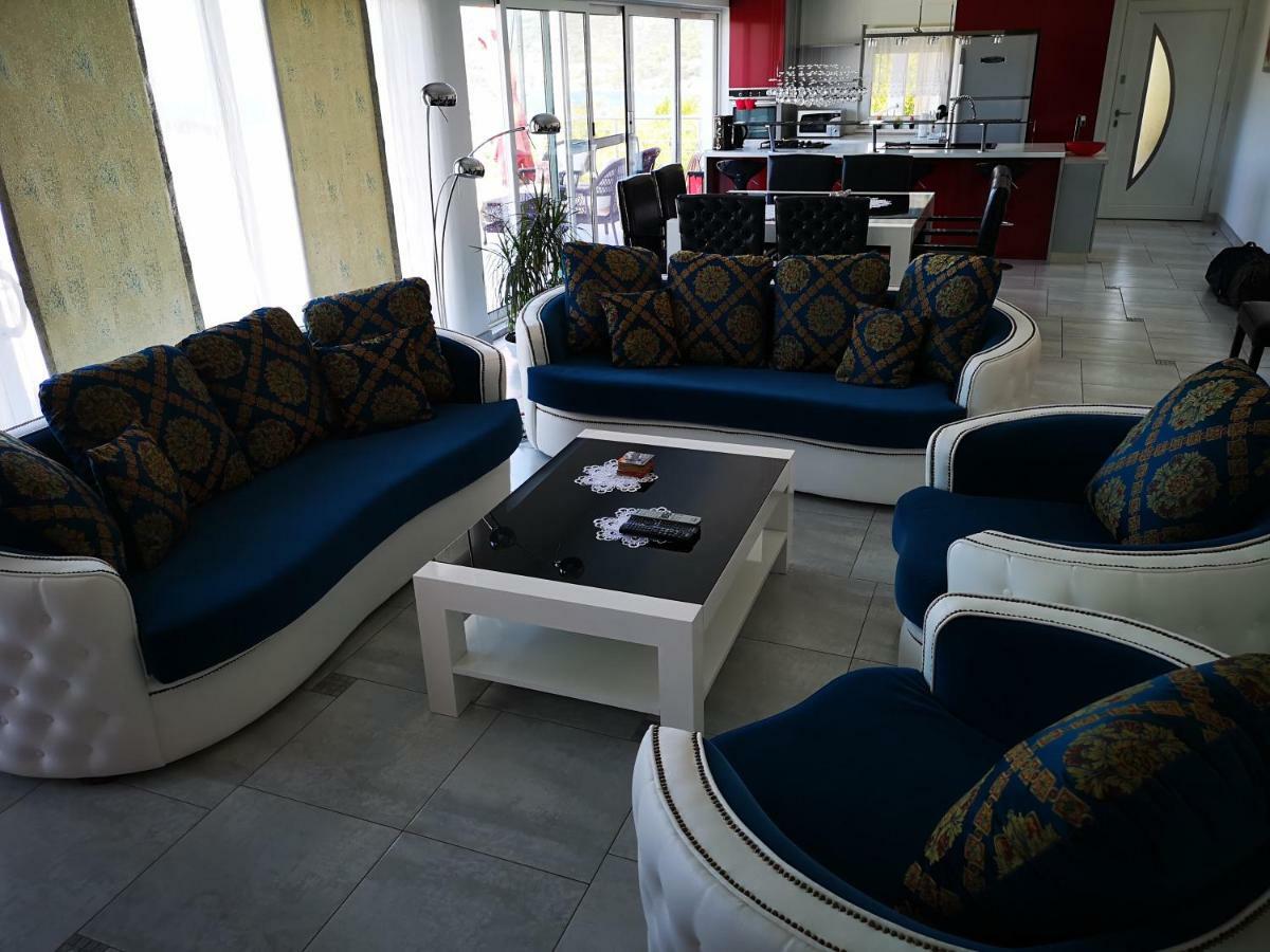 Luxury Apartment Prestige Villa Bellevue Vis Luaran gambar